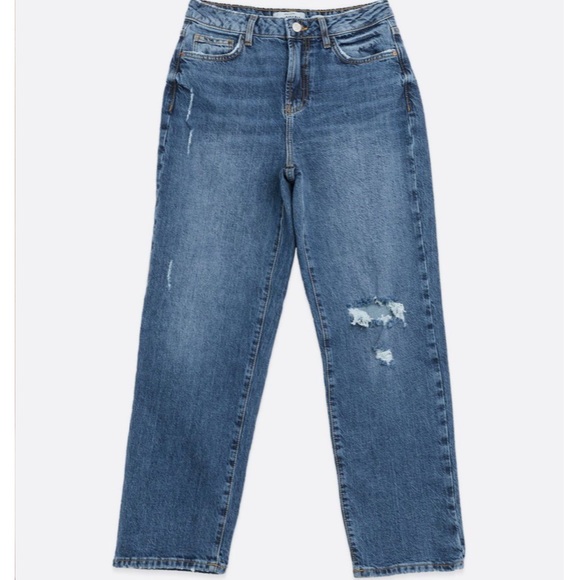 BNWT Ripped Straight Leg Jeans - Picture 2 of 2